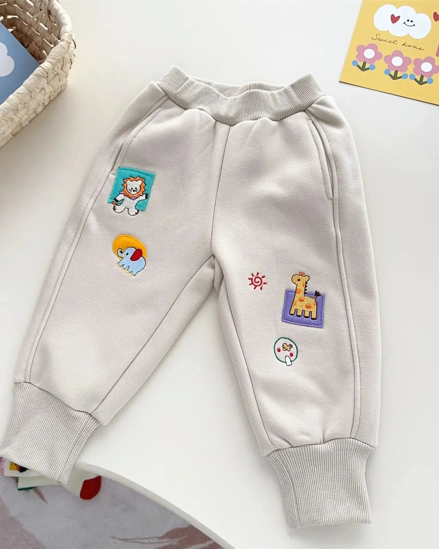 Trendy Kids Apparel Kids Clothing Winter New Badge Children's Velvet Warm Pants