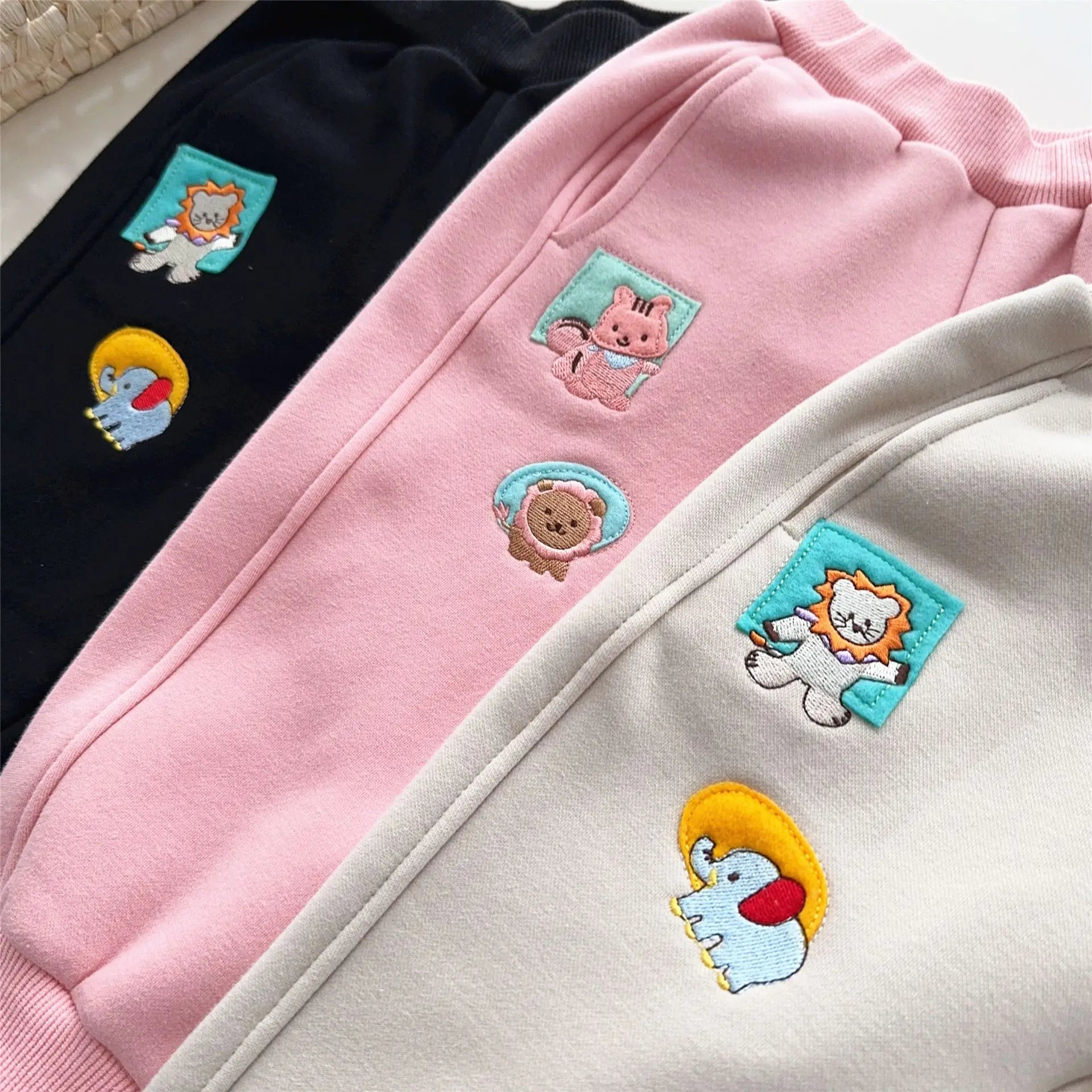 Trendy Kids Apparel Kids Clothing Winter New Badge Children's Velvet Warm Pants