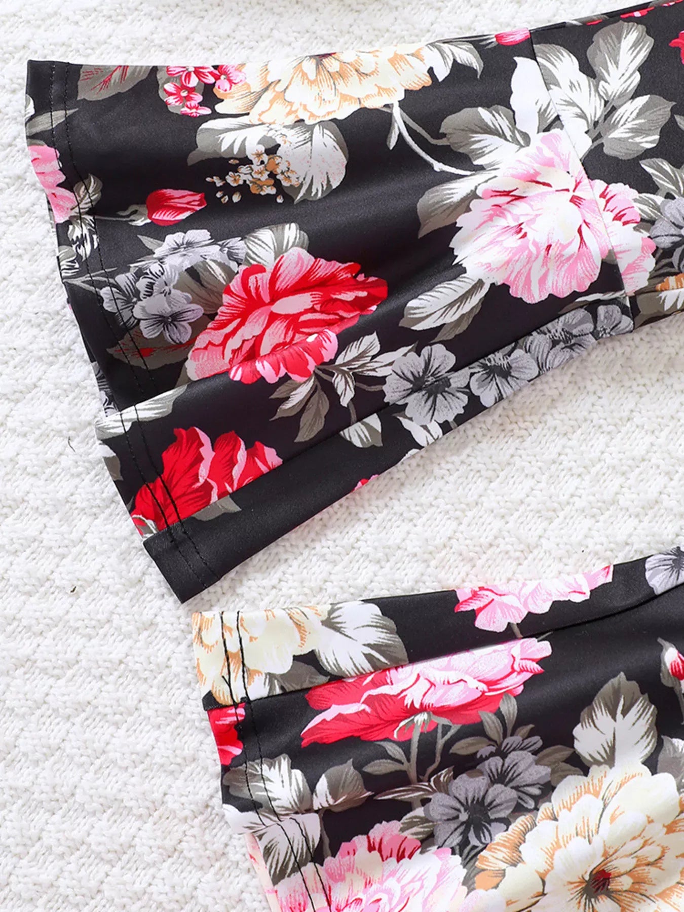 Trendy Kids Apparel US Kids Clothing Children's Solid Top & Floral Flare Pants Set